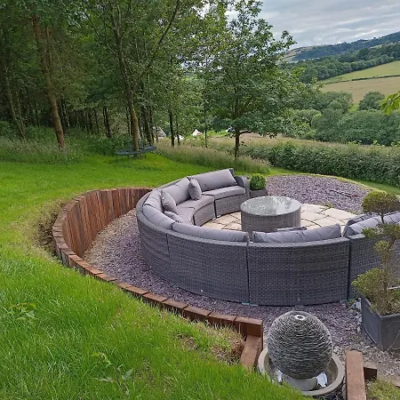 Hotel Oak Tree Farm à Llanfynydd Extérieur photo