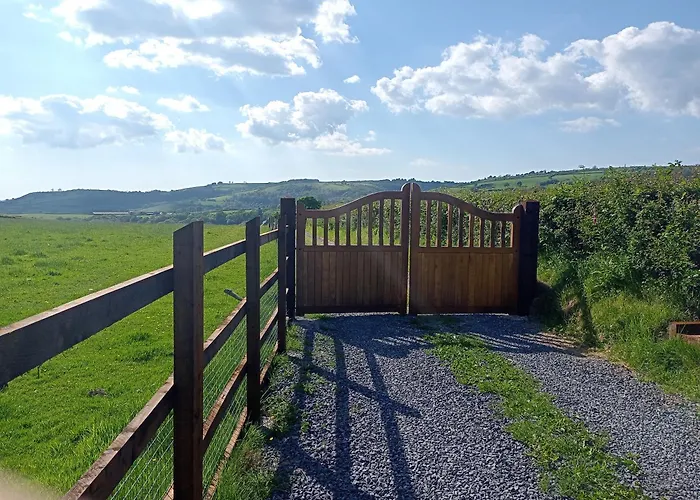 Oak Tree Farm